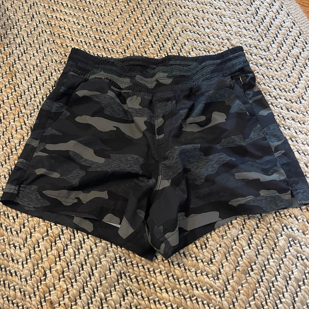 Old Navy athletic short